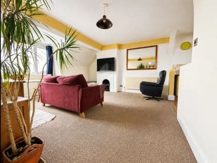 Top Floor Apartment - 1 Bedroom - Belle Vue, Bude (EX23)
